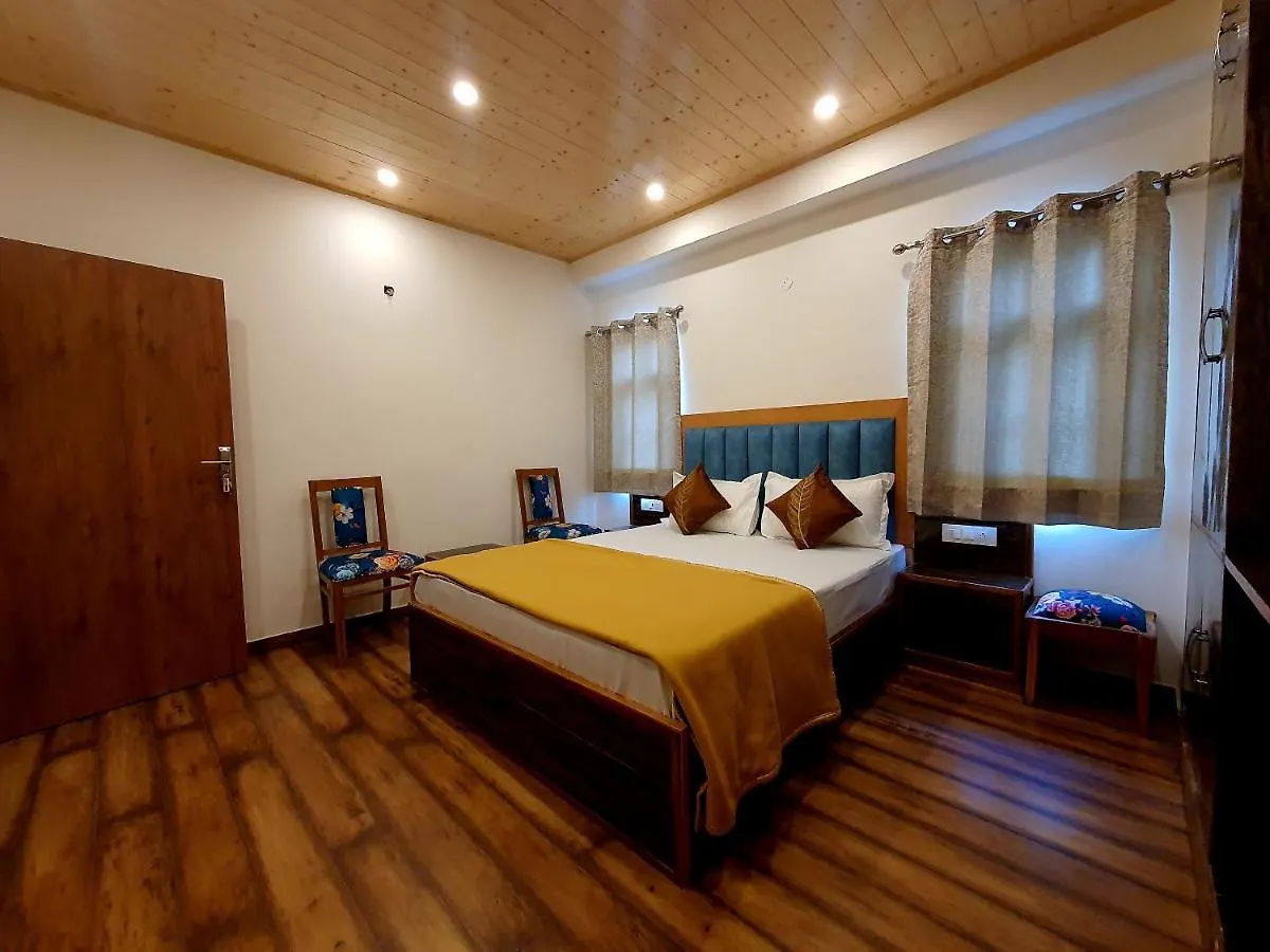 Maywood Hotel Shimla 3*,  India